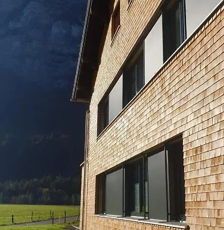 Haus Feuerstein شقة